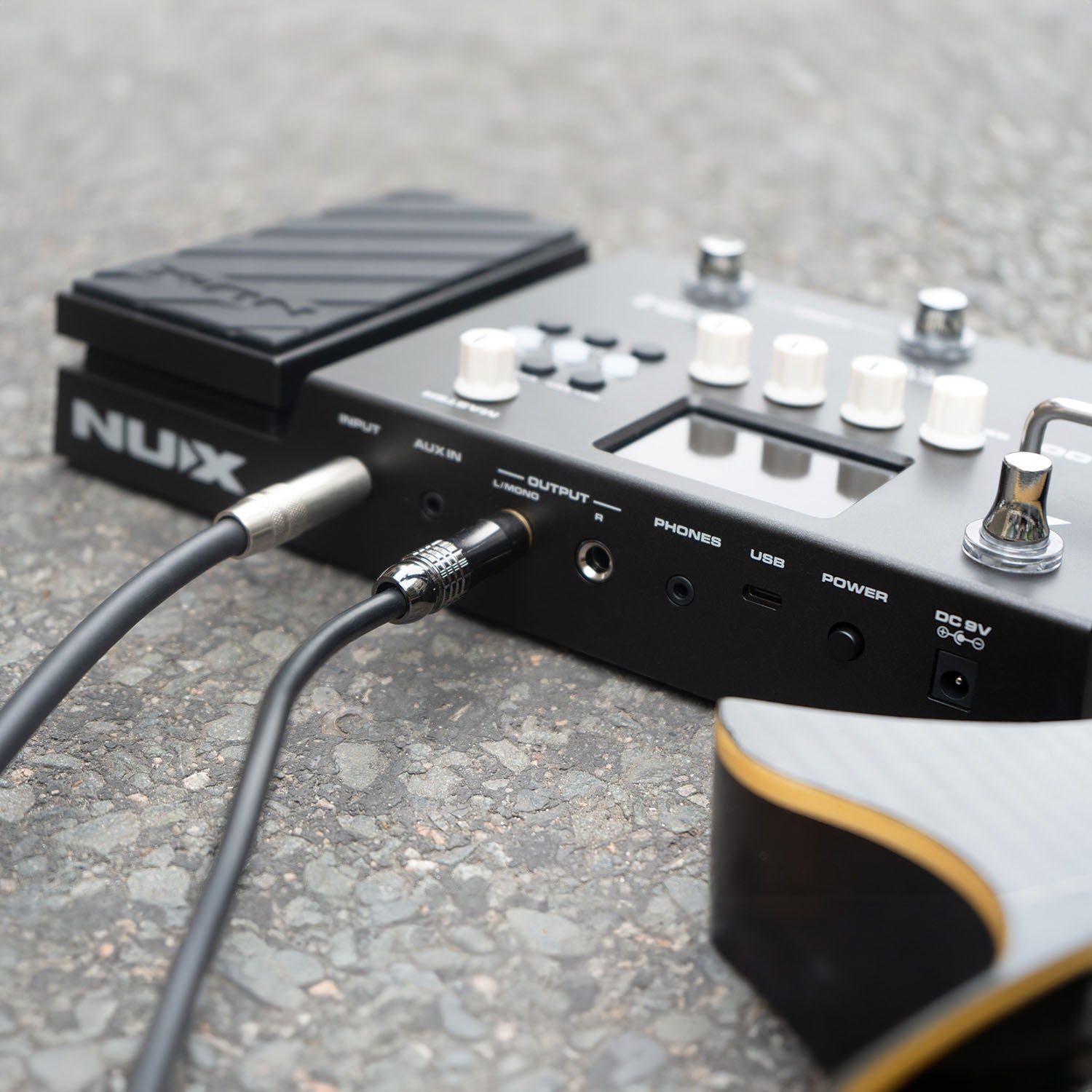 MG - 400 Multi - Effect Pedal - Apollo Music School