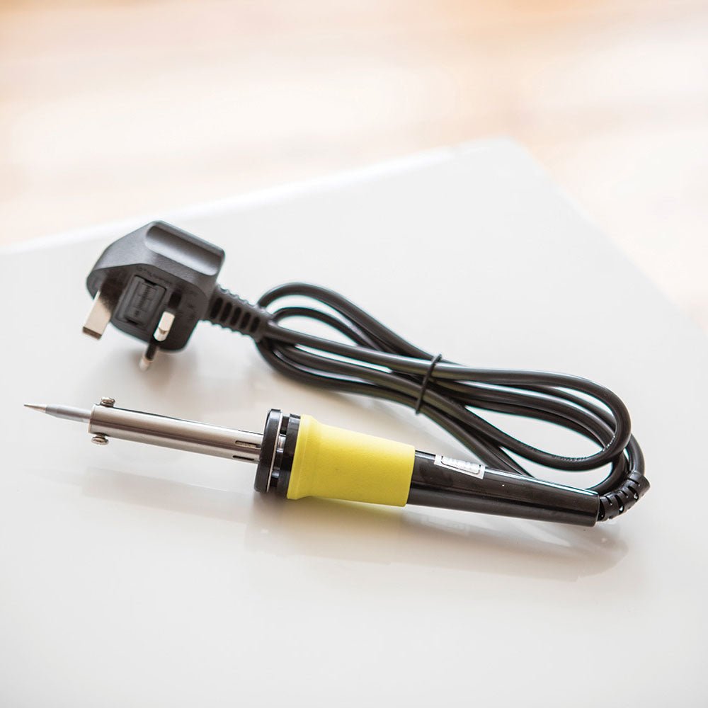 (UK version) Soldering iron (30W) - Apollo Music School