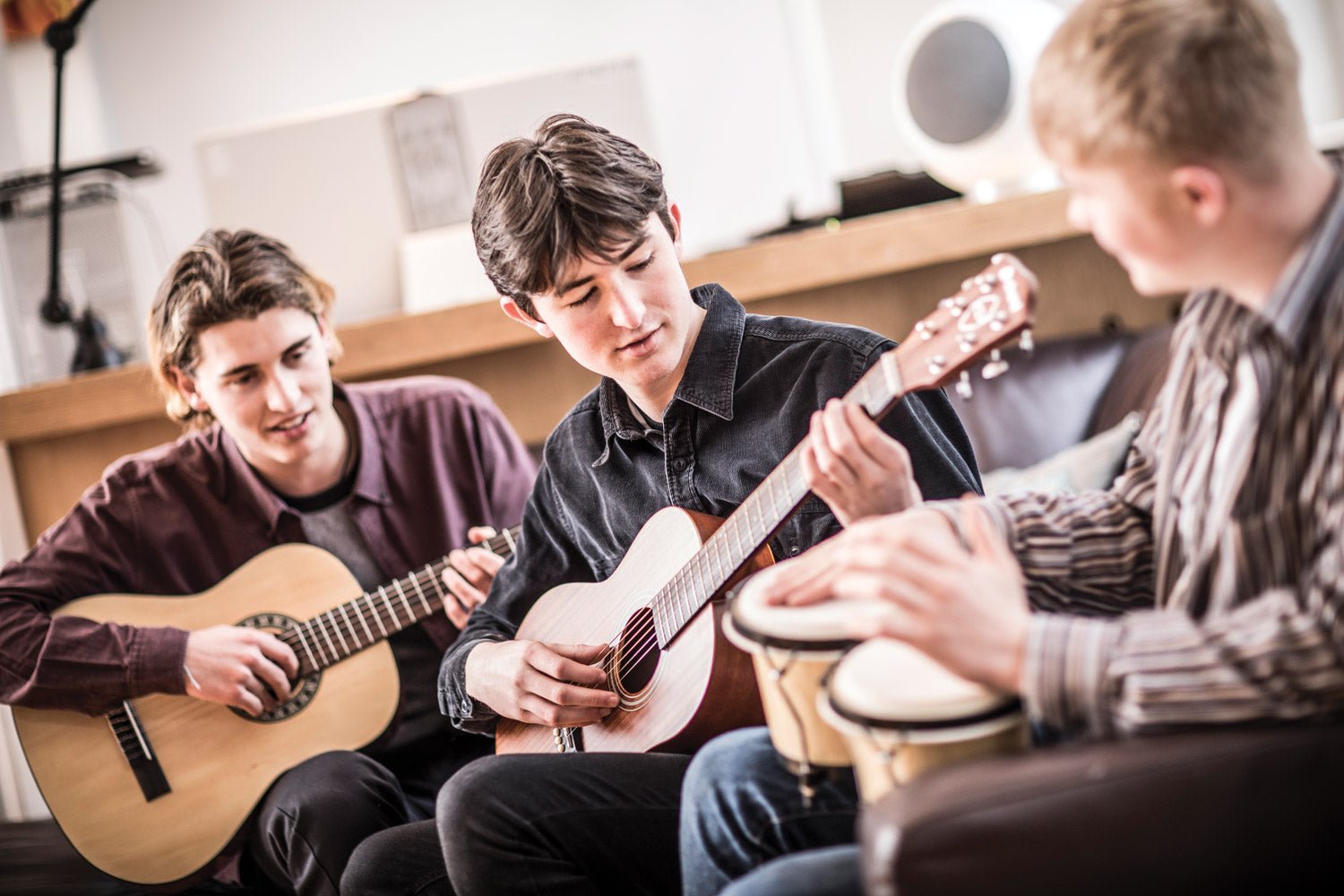 Sapele compact acoustic guitar - Apollo Music School