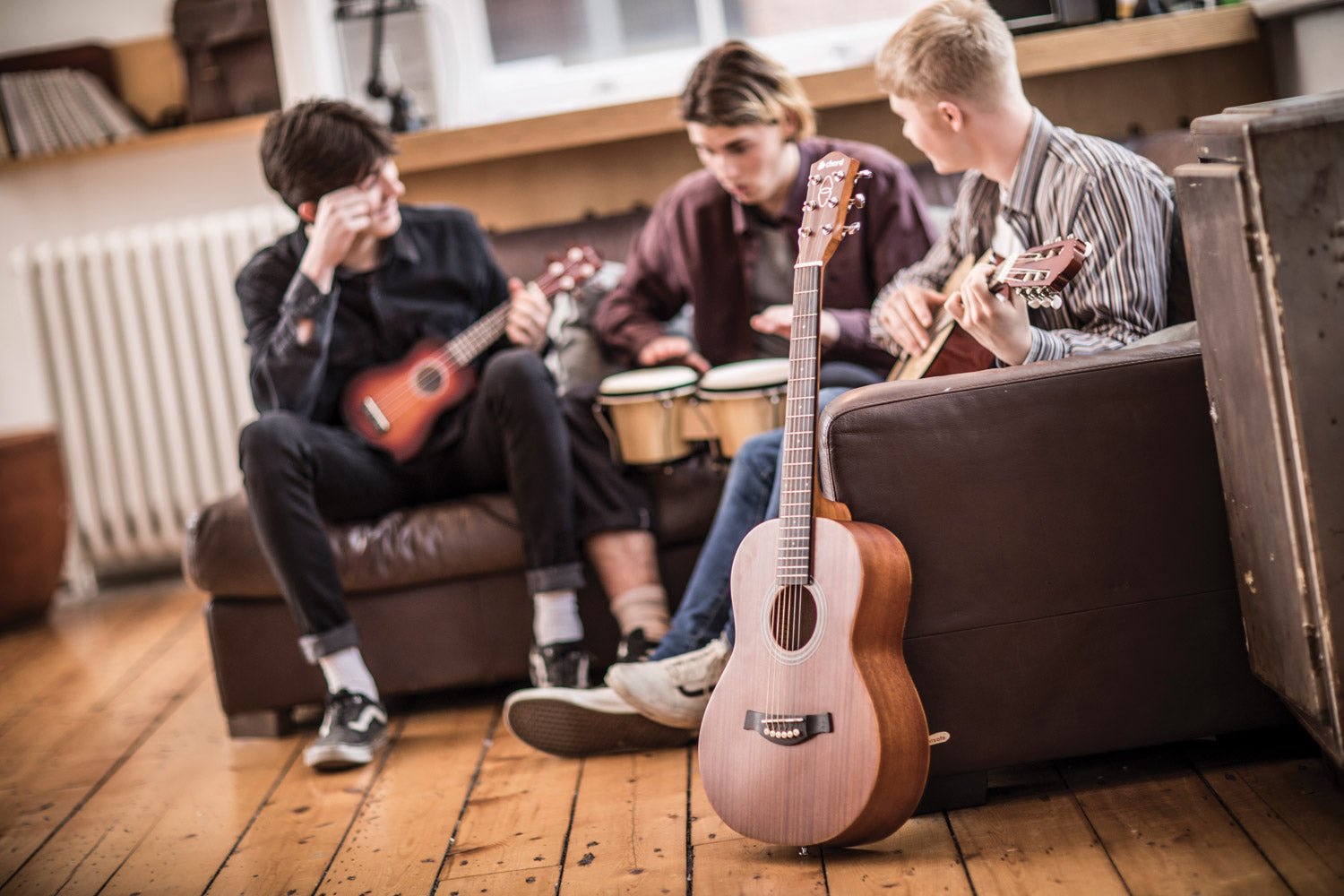 Sapele compact acoustic guitar - Apollo Music School