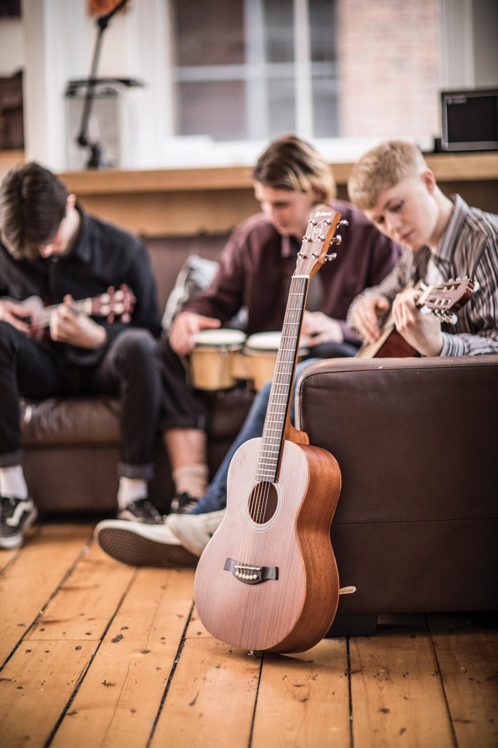 Sapele compact acoustic guitar - Apollo Music School