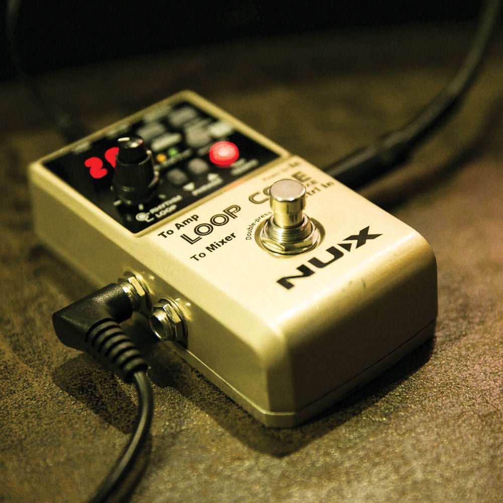 Loop Core Deluxe 24 - bit Looper Pedal Bundle - Apollo Music School